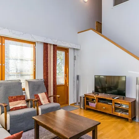 펜션 Karhunvartijan Pirtti C4 By Interhome