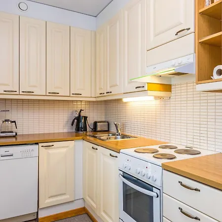 Karhunvartijan Pirtti C4 By Interhome