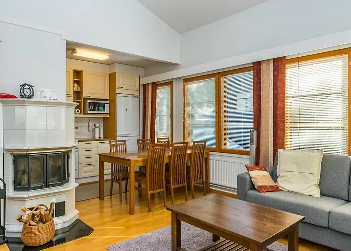 Karhunvartijan Pirtti C4 By Interhome