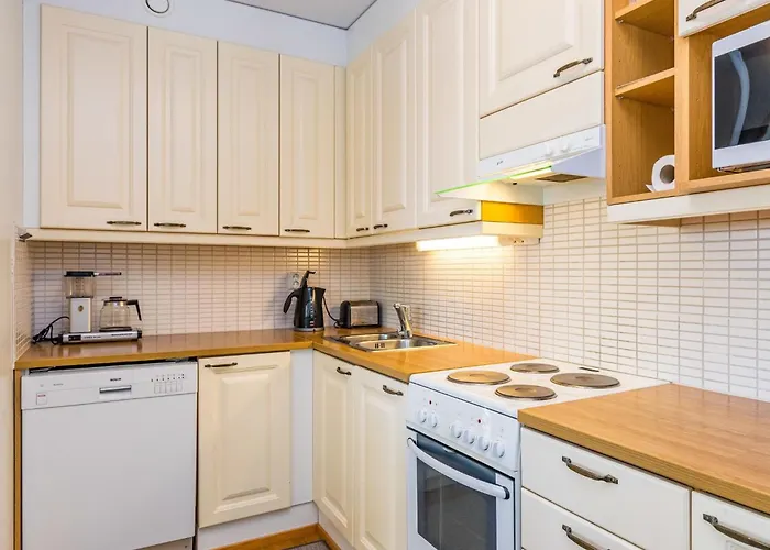 Karhunvartijan Pirtti C4 By Interhome